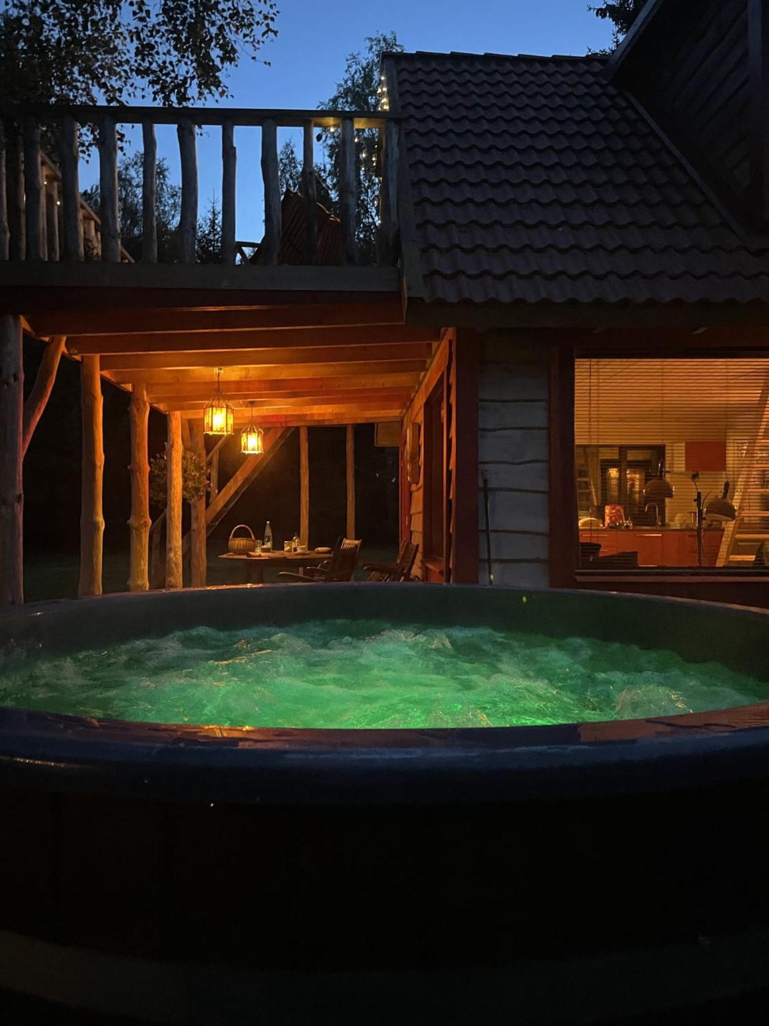 Metsaraeaegu Wellness Vila Ulendi Exterior foto