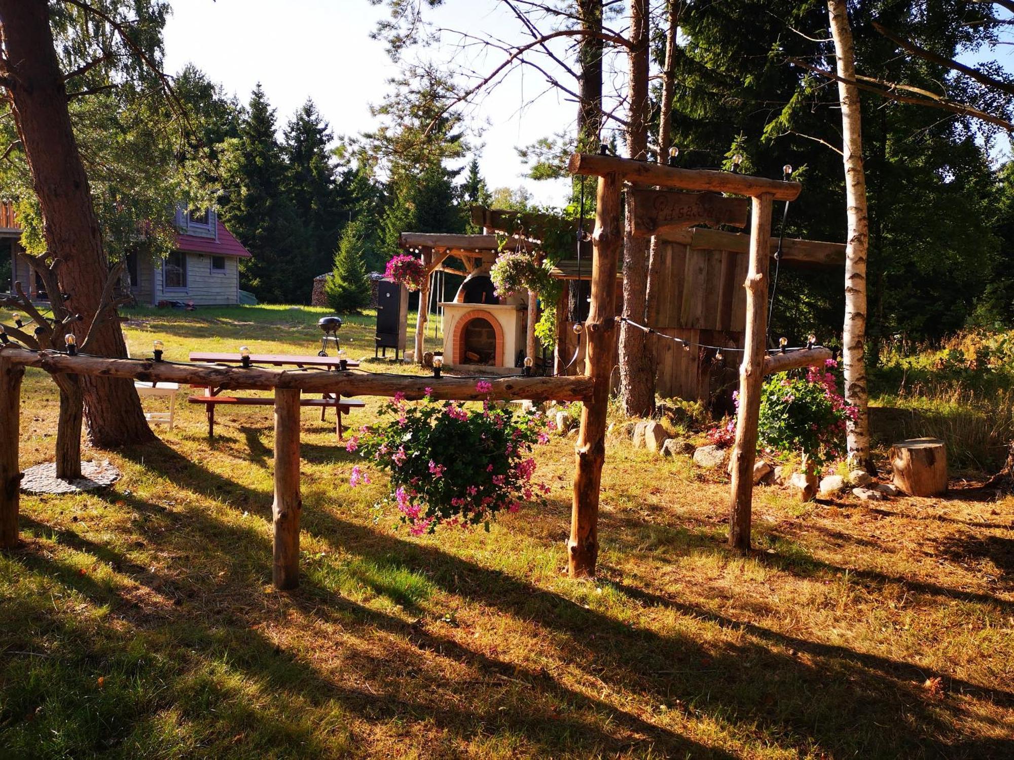 Metsaraeaegu Wellness Vila Ulendi Exterior foto